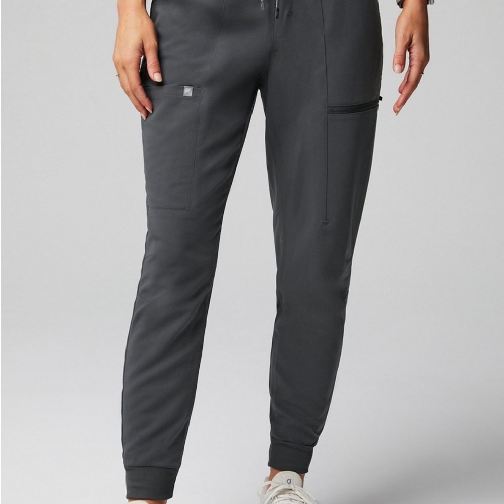 Fabletics Onyx Scrub Pants TALL